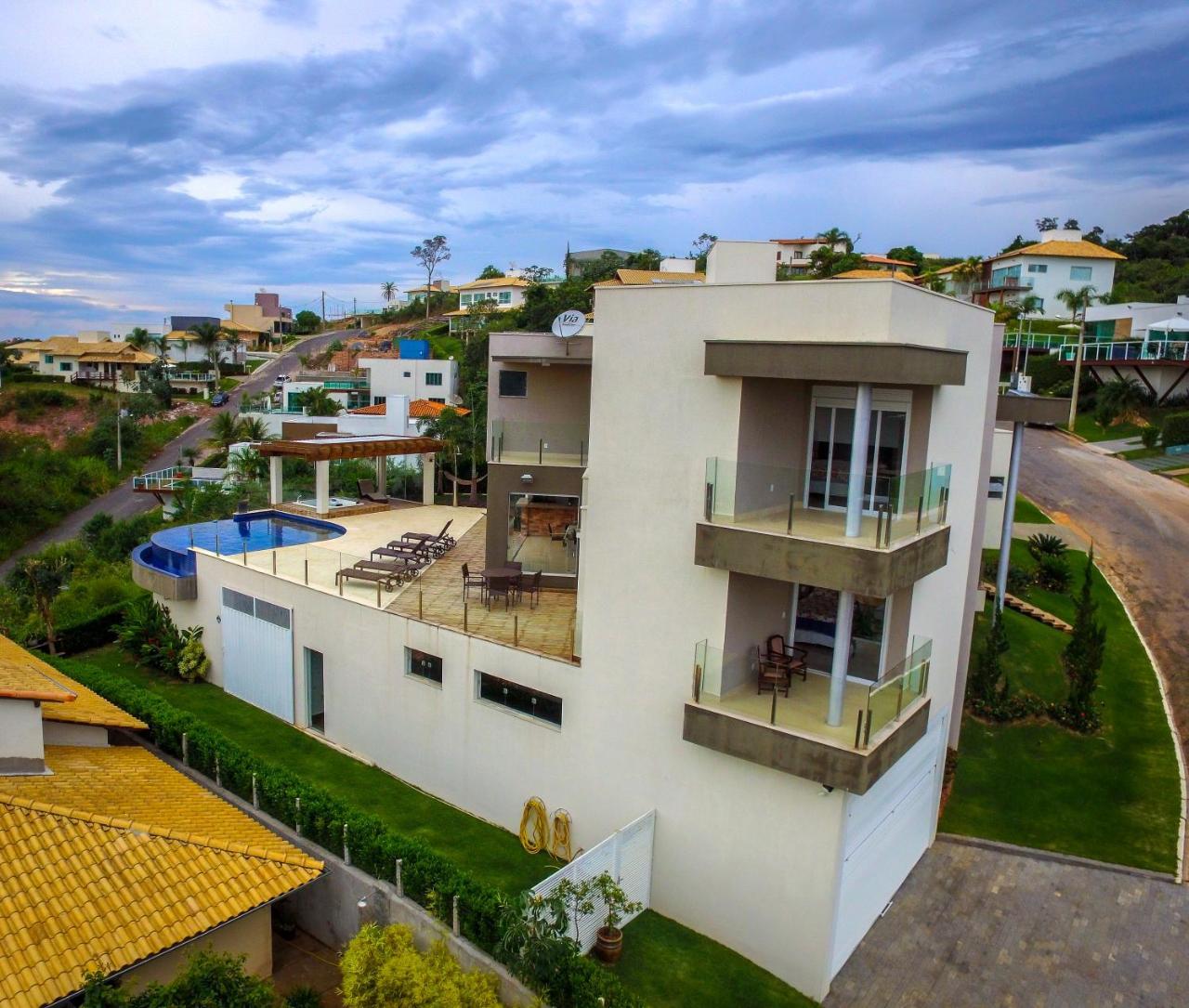 Suites De Luxo Em Escarpas Do Lago Capitólio Exterior foto